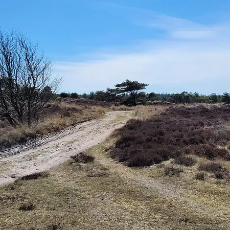 4 Person In Fano-by Traum Nyaraló *